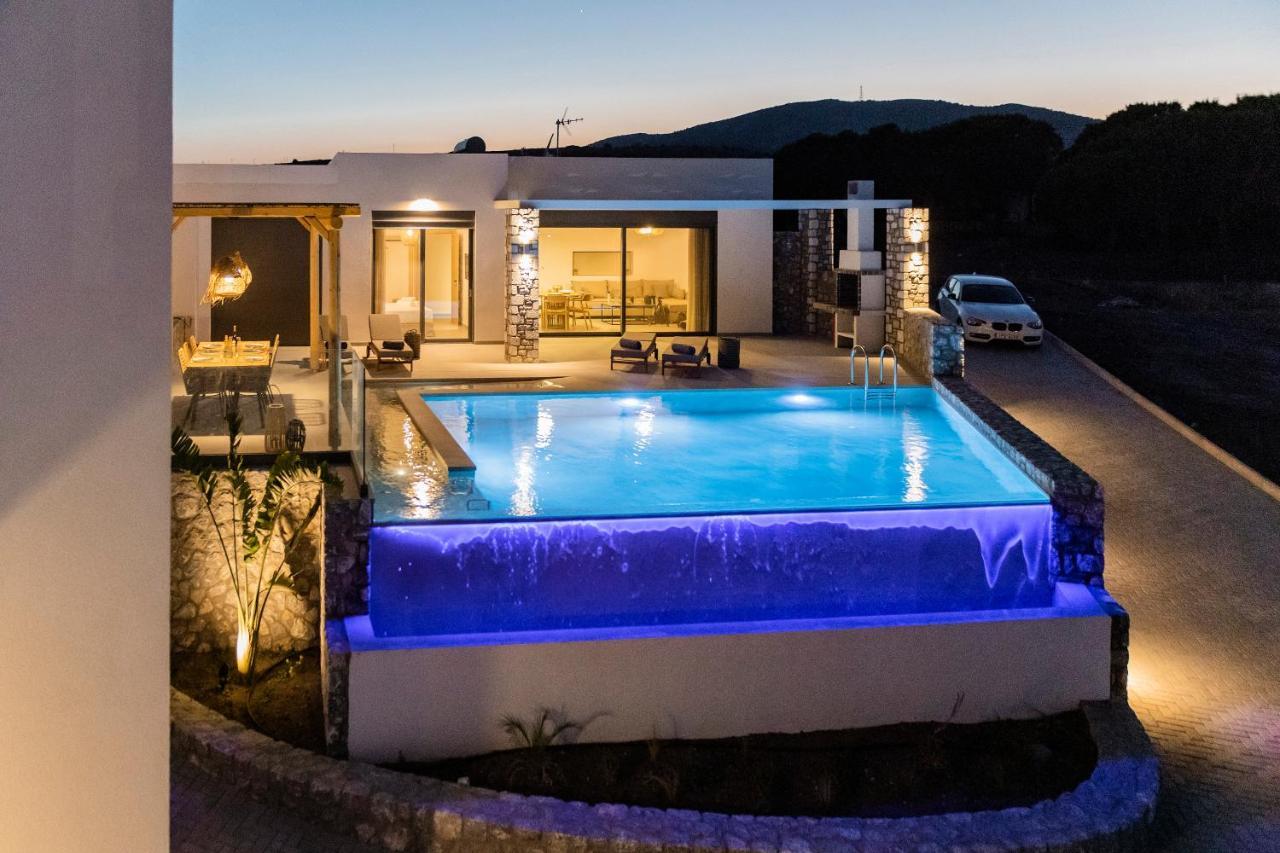 Grand Blue Villas Lachania Eksteriør billede
