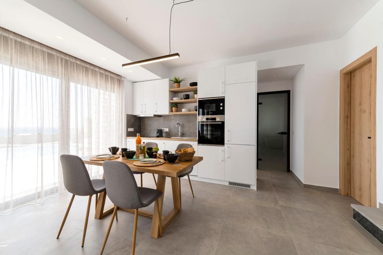 Grand Blue Villas Lachania Eksteriør billede