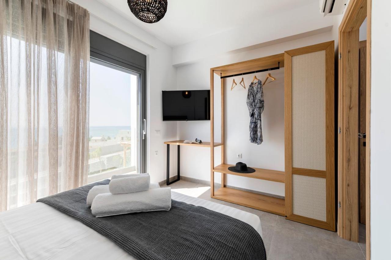 Grand Blue Villas Lachania Eksteriør billede